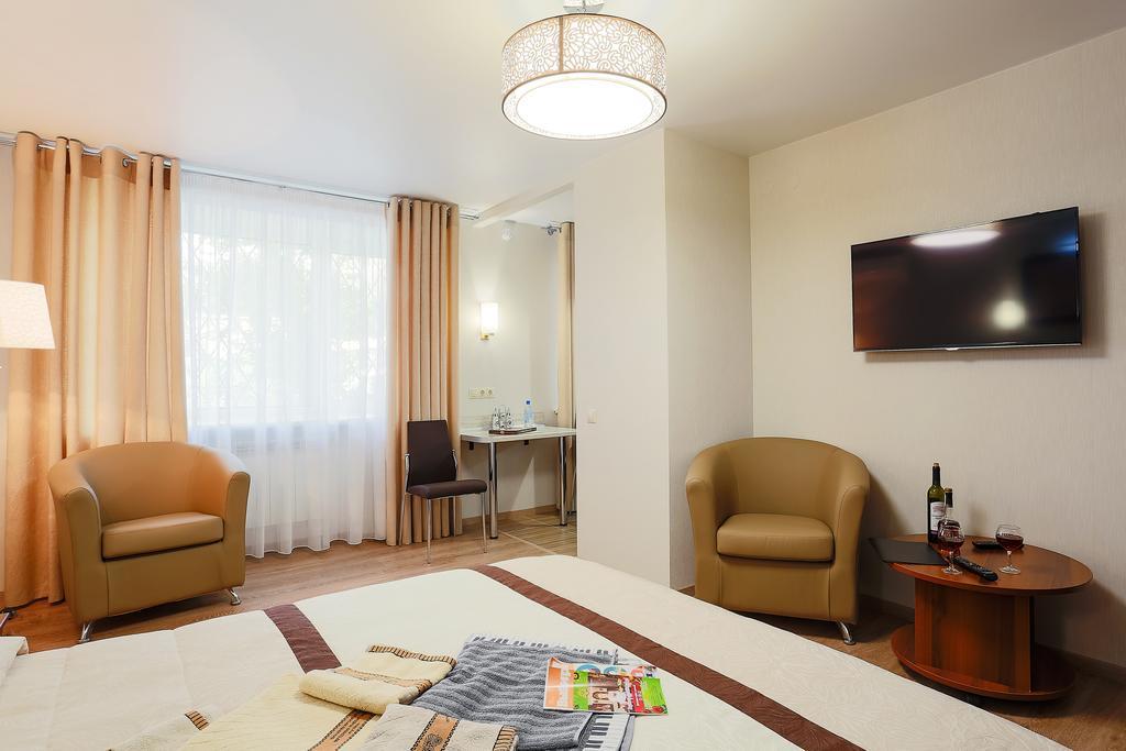 Apart-Hotel Vegus Uralsk Oda fotoğraf