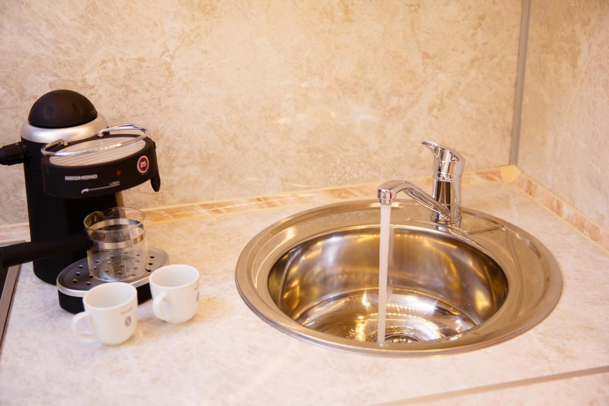 Apart-Hotel Vegus Uralsk Dış mekan fotoğraf